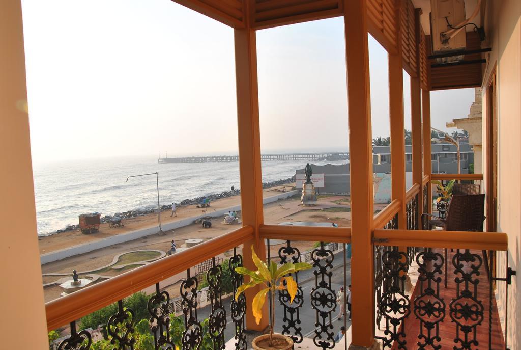 Cours Chabrol Hotel Pondicherry Exterior photo